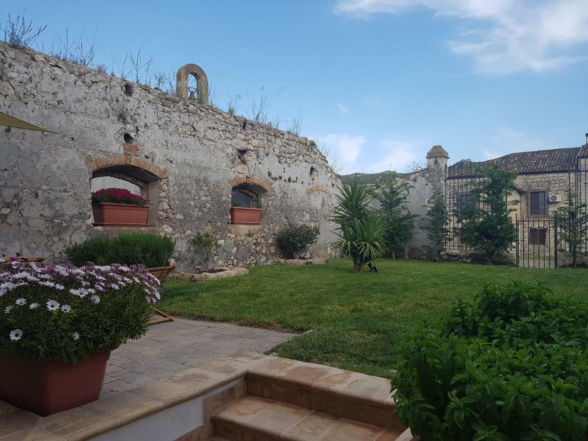 Contrada Gibbesi Villa Gibbesi Vecchio Exterior foto